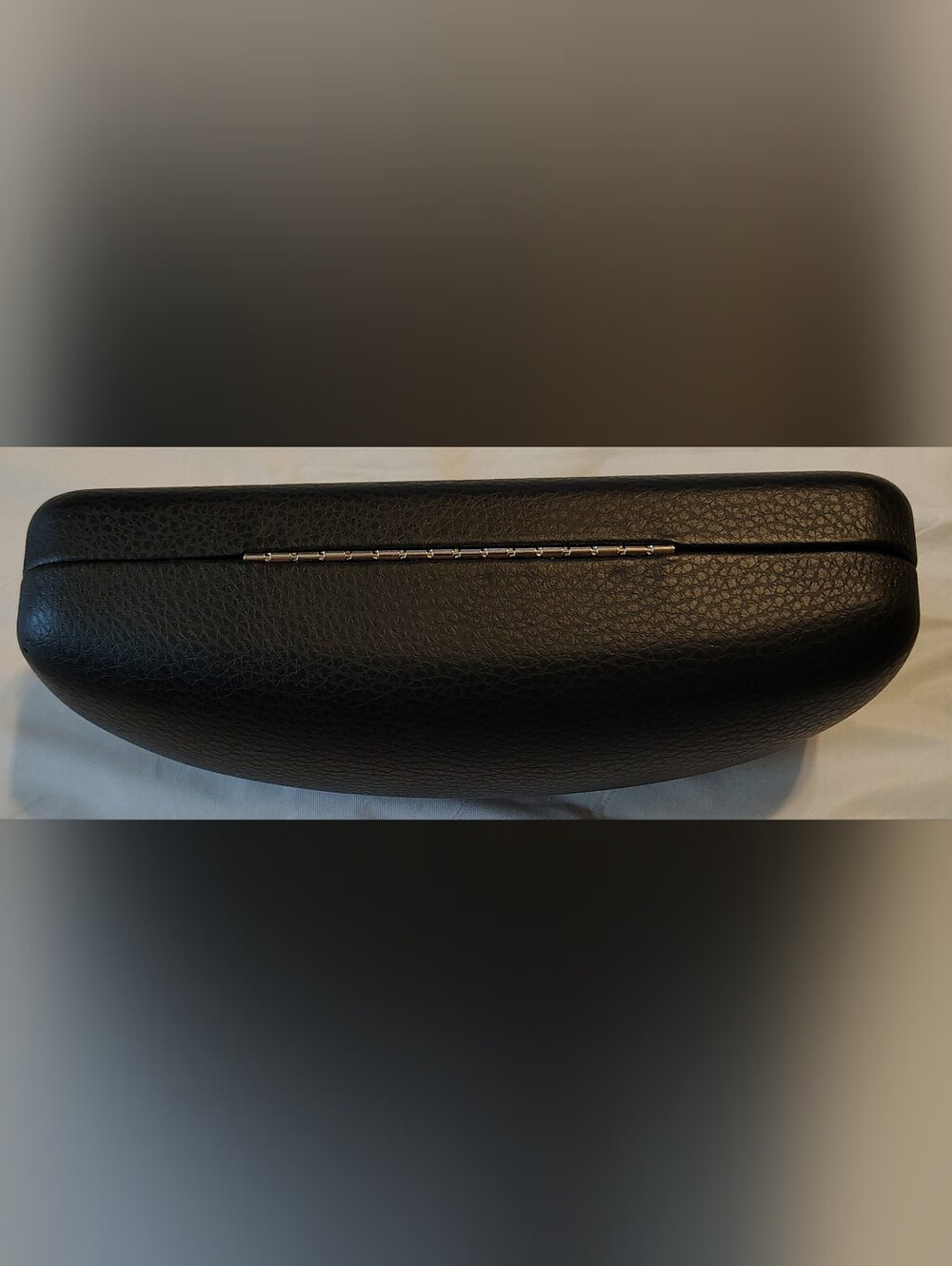 Oakley Black Hard Clamshell Eyeglass Case - Picture 4 of 5